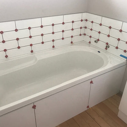 Tile Spacers and Leveling System for Offset Staggered Tile Pattern – 250-Piece Kit