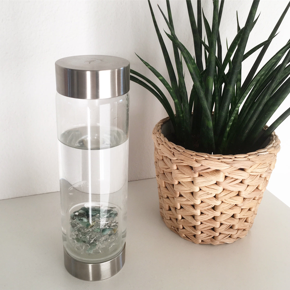 VitaJuwel ViA Gem Water Bottle with GemPod Crystals