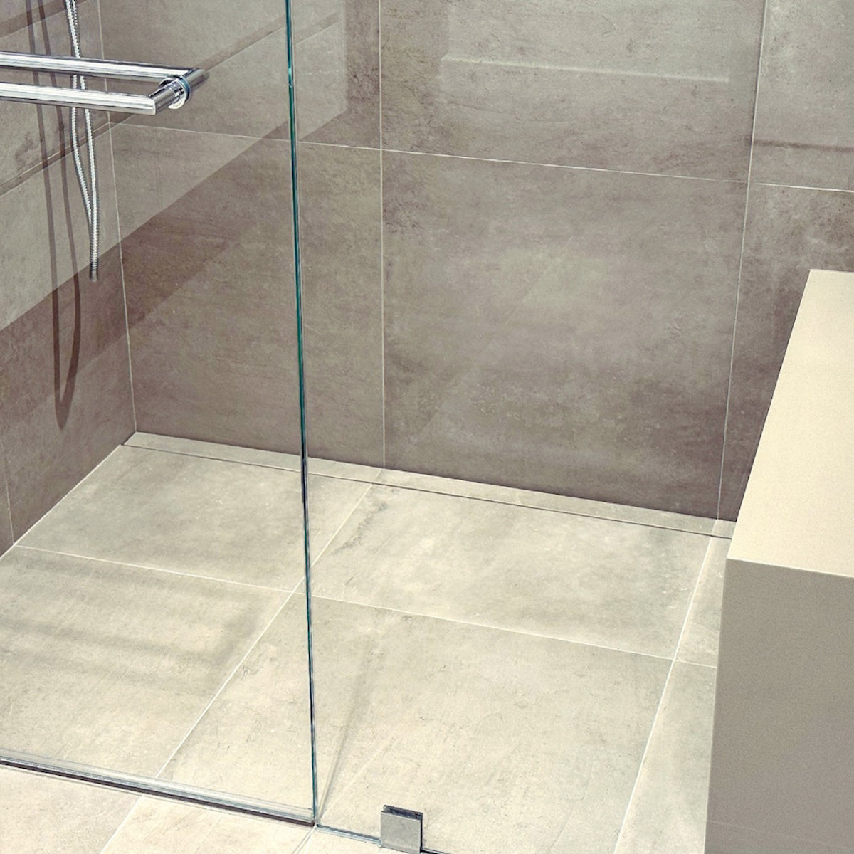 Wall Mounted Linear Drain, invisible Tile Insert Cover